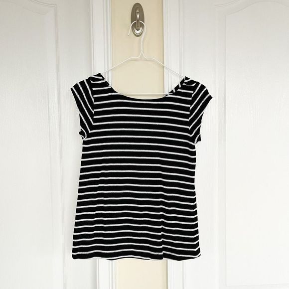 Loft Women's Black Crew Textured Stripes Cap Short Sleeves Top Size XXSP - Picture 1 of 11
